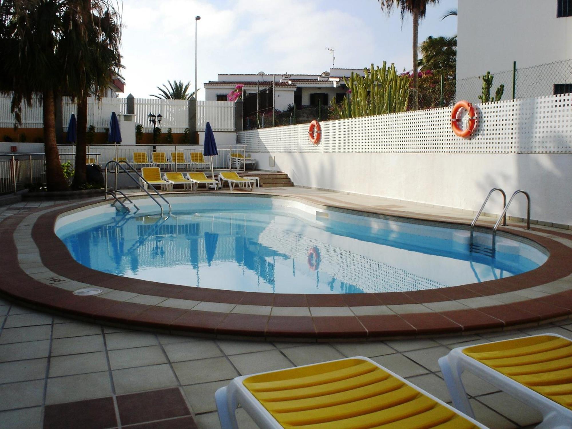 Apartamentos Karina Playa del Ingles  Bagian luar foto